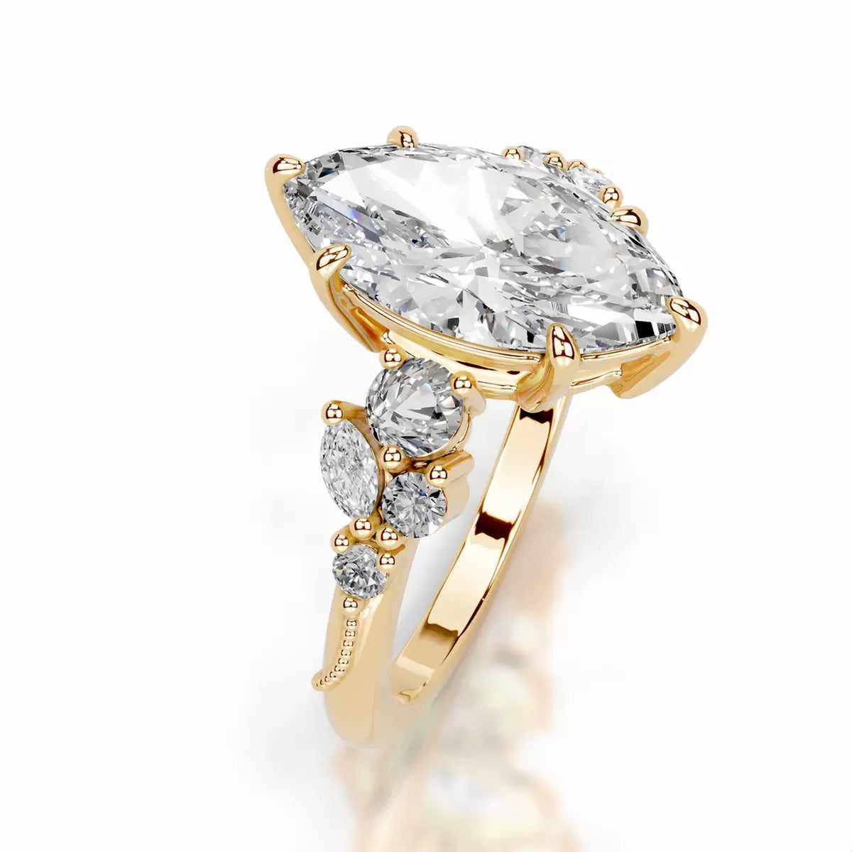 Elegant Vintage Moissanite Ring, 5ct Marquise Cut. HR050
