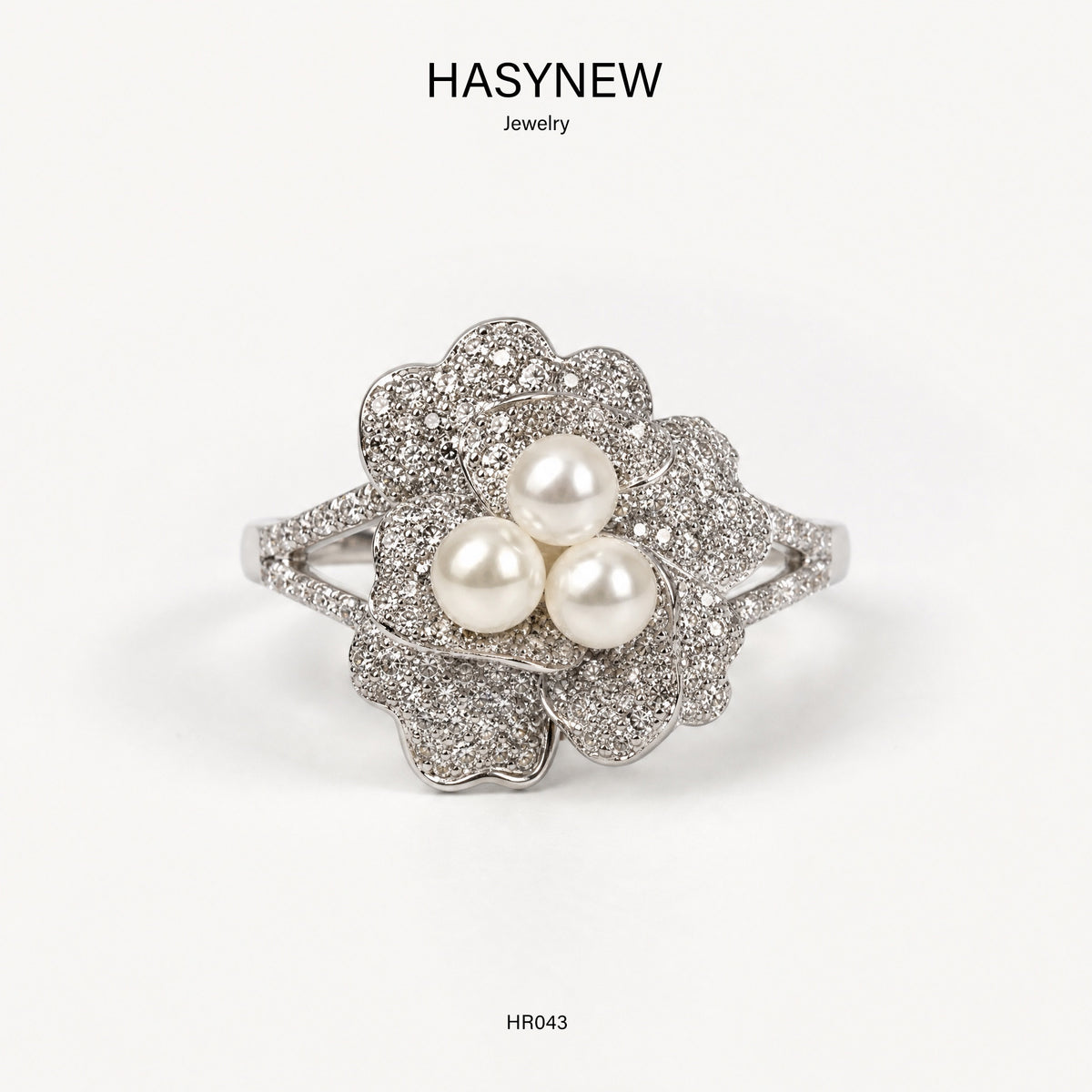 Premium Pearl Ring,228pcs Zirconia + 3pcs Pearl. HR043